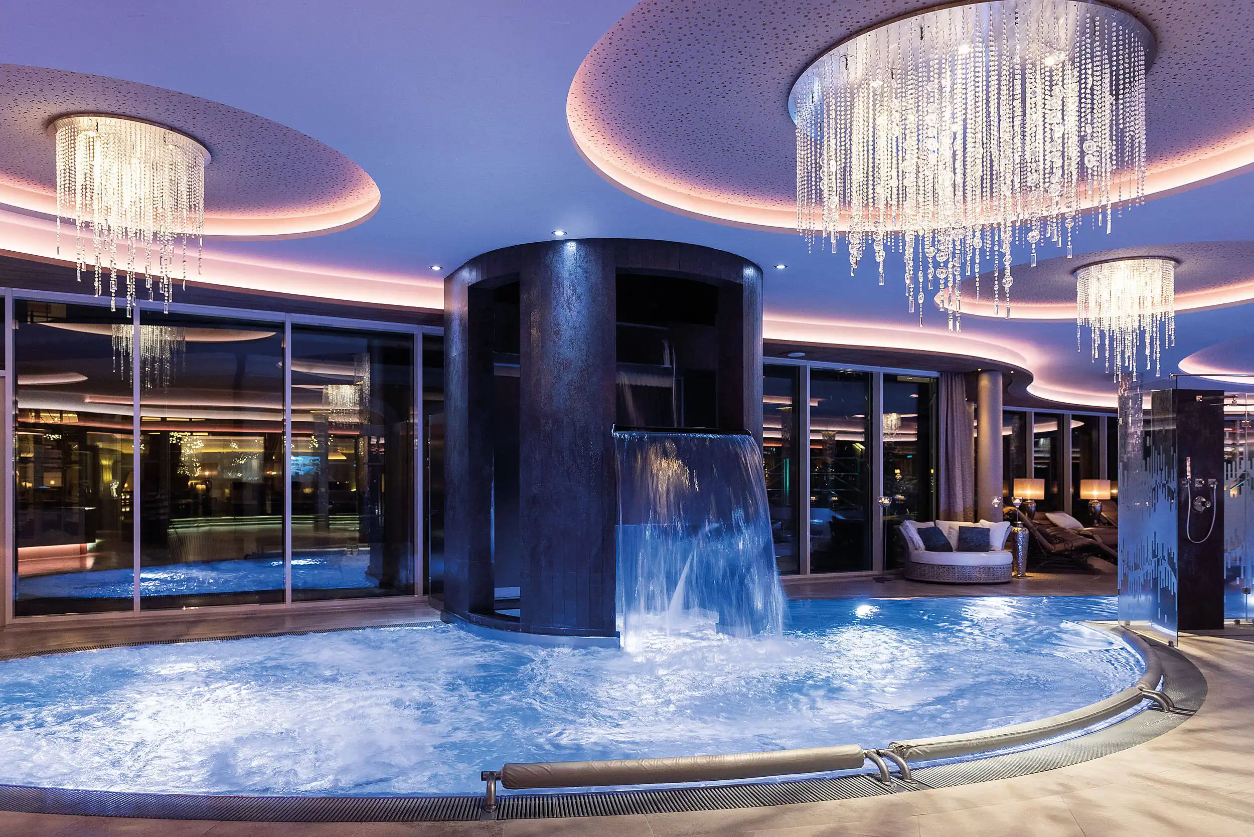 Erlebnisbecken (2 Pools) · 32 °C · nicht veröffentlicht · Beheizt Ja · im Hotel Jagdhof · Bayern · Deutschland