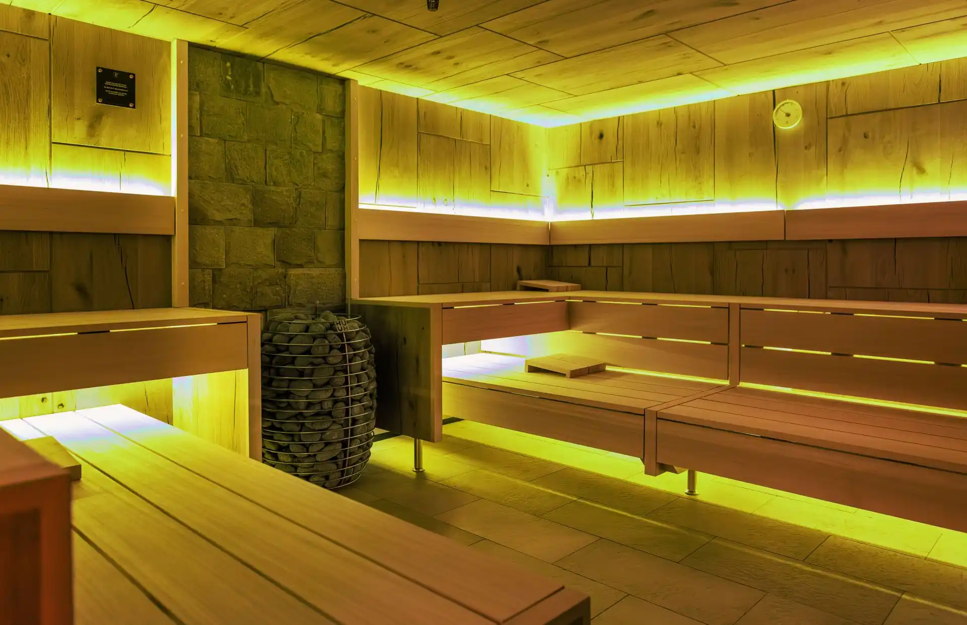 Kräutersauna · 60 °C · Luftfeuchtigkeit 30 % · Textilfrei Ja · im Wellness & Naturresort Reischlhof  · Bayern · Deutschland