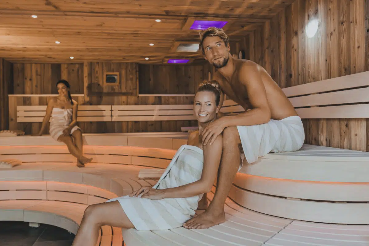 Eventsauna · 85 °C · Luftfeuchtigkeit 10–30 % · Textilfrei Ja · im Wellnesshotel Ortner`s Resort  · Bayern · Deutschland