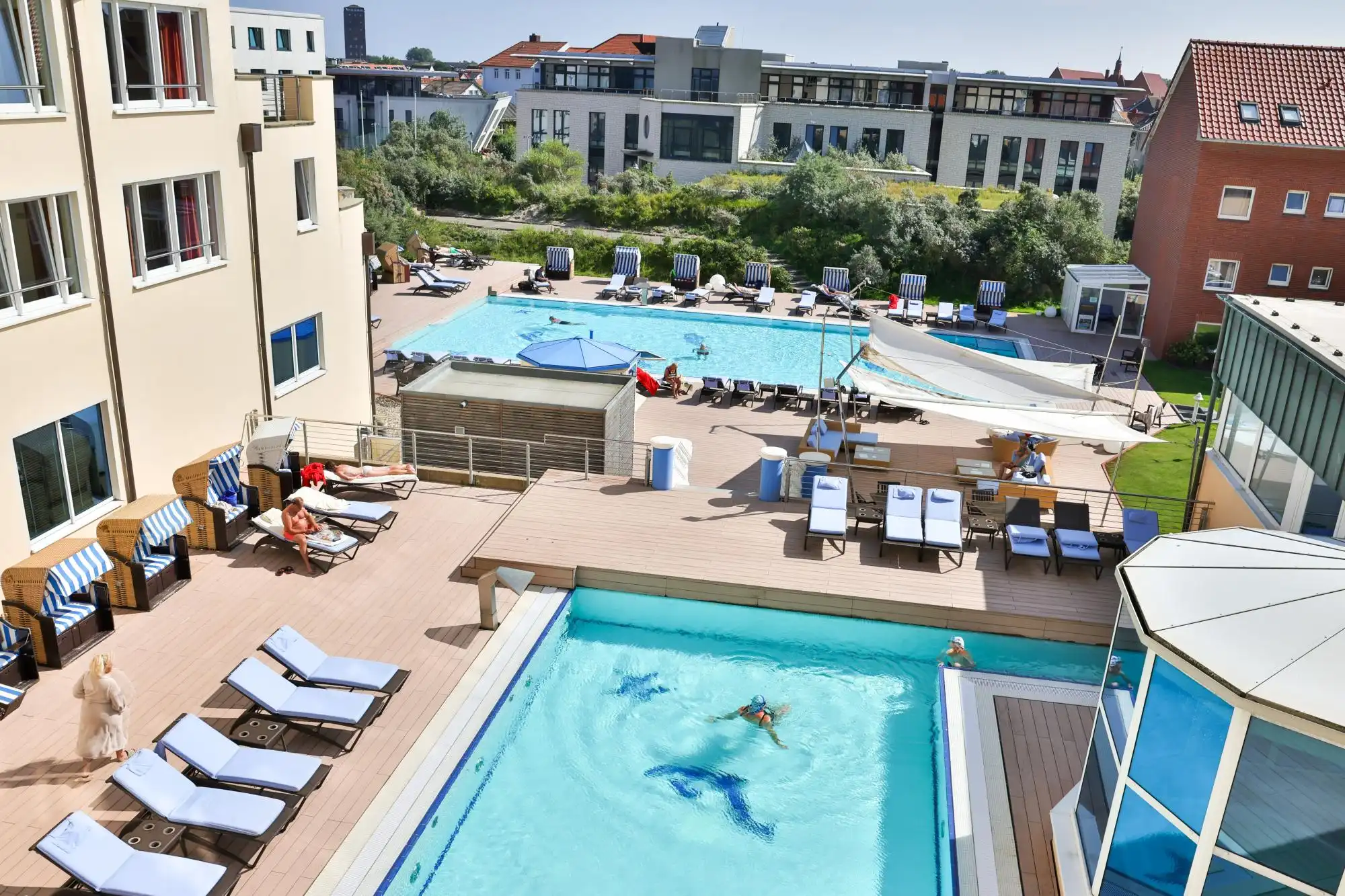 Meerwasser-Außenpool · 28 °C · 5 x 10 Meter · Beheizt Ja · im Strandhotel Georgshöhe  · Niedersachsen · Deutschland
