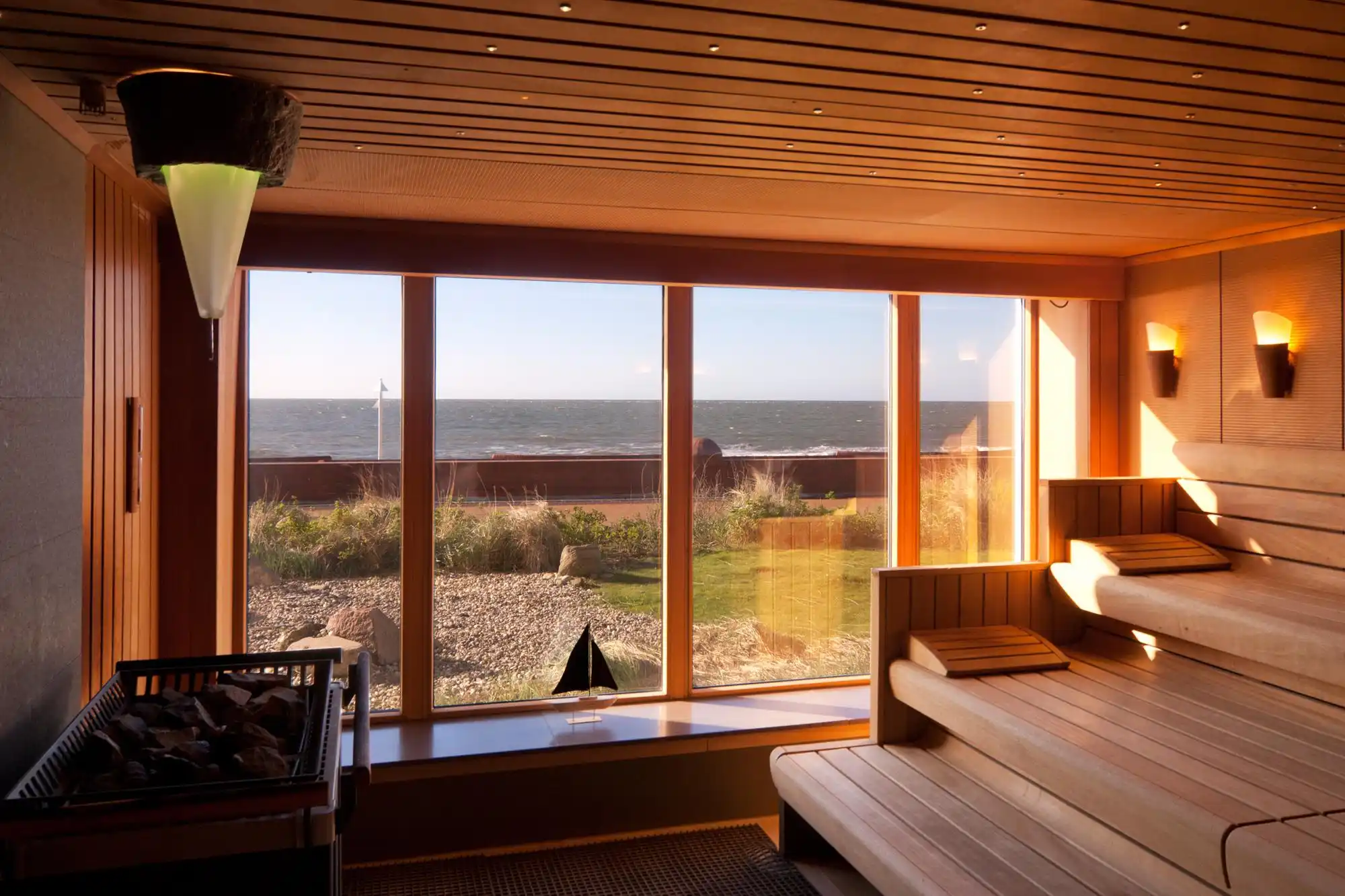Sanarium Meerblick 2 · 50–60 °C · Luftfeuchtigkeit 40–60 % · Textilfrei Ja · im Strandhotel Georgshöhe  · Niedersachsen · Deutschland