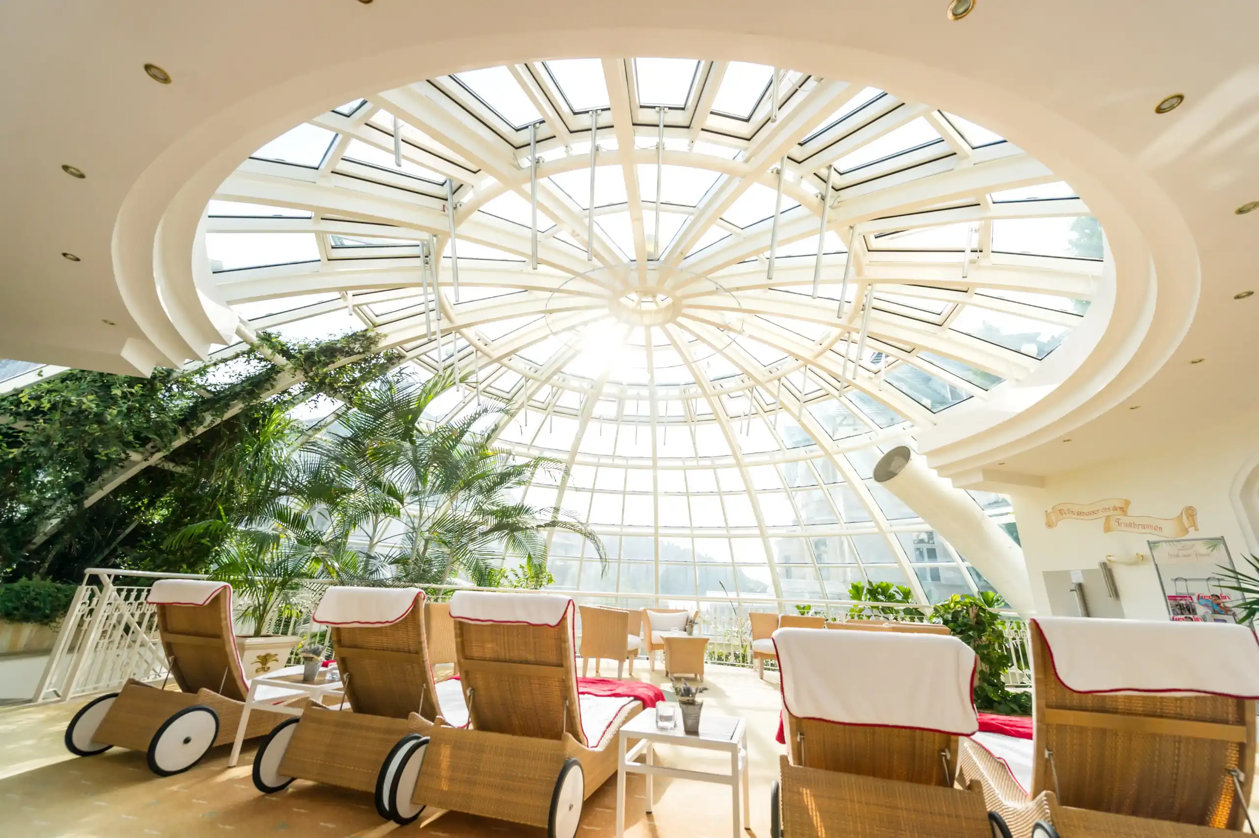 Wellnesshotel-Romantischer-Winkel- Palmengarten tal-Center_Copyright__ro-fotografiel--015-10