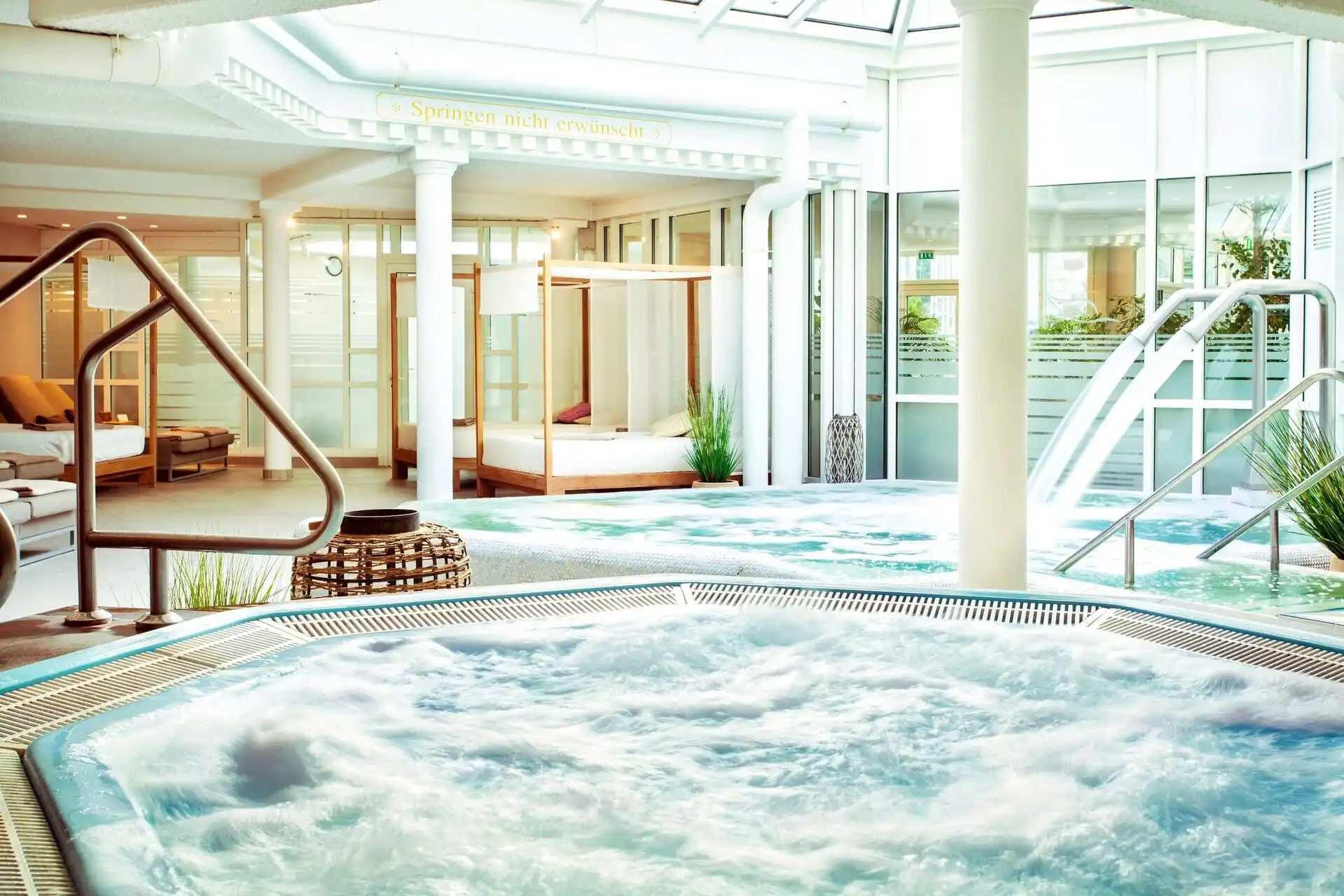 Whirlpool Schwimmbad · 34 °C · nicht veröffentlicht · Beheizt Ja · im Hotel Romantischer Winkel  · Niedersachsen · Deutschland