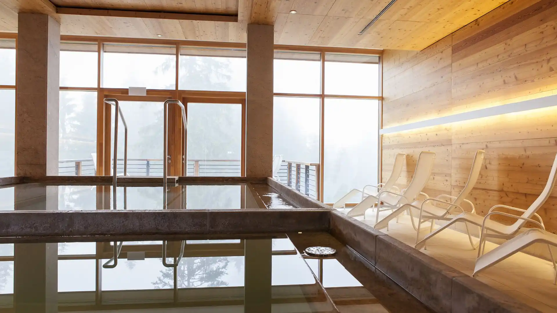 Tauchbecken · 12 °C · 8 m² Wasserfläche · Beheizt Nein · im Wellnesshotel Kranzbach · Bayern · Deutschland